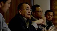 Politikus Partai Demokrat Ruhut Sitompul saat menjadi pembicara dalam sebuah diskusi, Jakarta, Kamis (23/10/2014) (Liputan6.com/Johan Tallo)