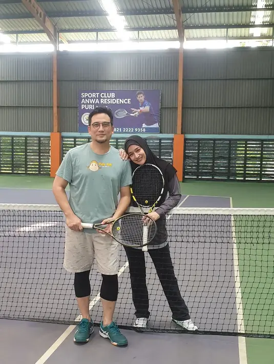 Dua dekade lebih membina rumah tangga, Cindy mengaku paham betul batasan saat tak lagi jalan bareng. [Instagram/tengku_firmansyah]