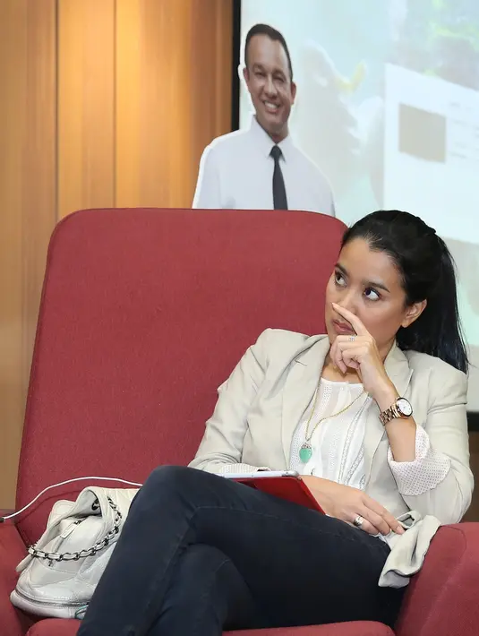 Dukungan yang diberikan Sandiaga untuk perfilman nasional, salah satunya adalah mempermudah para sineas. Seperti halnya memudahkan dalam perizinan lokasi syuting, terutama mengenai pariwisata. (Bambang E. Ros/Bintang.com)