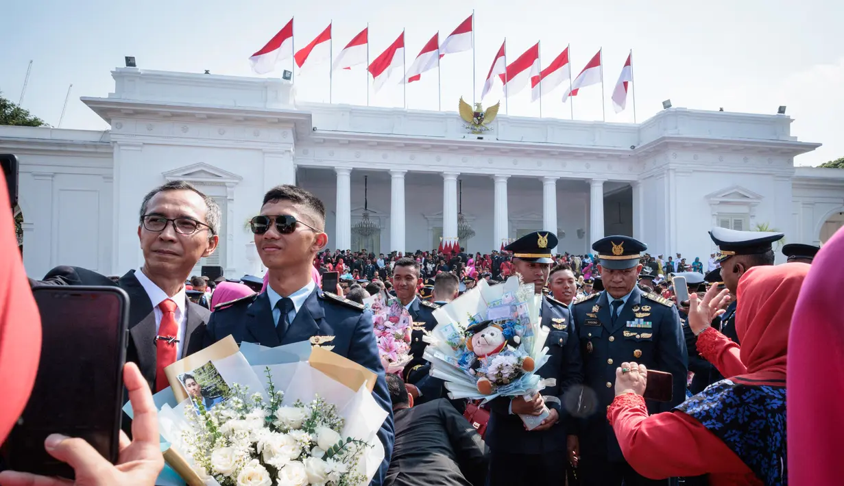 Sebelumnya, para calon perwira remaja (Capaja) yang dilantik diambil sumpah yang menyesuaikan dengan masing-masing agama. (YASUYOSHI CHIBA/AFP)