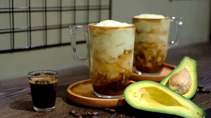 avocado coffee latte