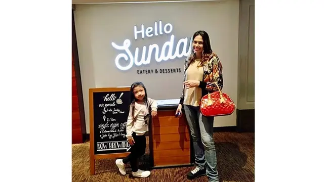 5 Potret Terbaru Catherine Wilson, Akui Kesepian Setelah Menjanda 6 Tahun