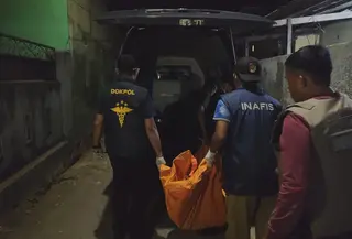 Suami di Gowa Tikam Istri 27 Kali Hingga Tewas, Lalu Bakar Diri Pakai Bensin