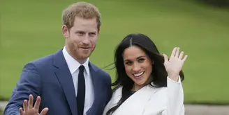 Pada 15 Desember 2017, Kensington Palace mengumumkan pernikahan Pangeran Harry dan Meghan Markle akan diselenggarakan pada 19 Mei 2018. (DANIEL LEAL-OLIVAS  AFP)