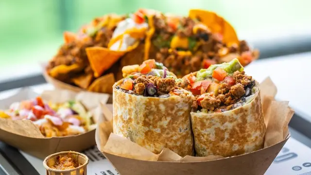 Ilustrasi burrito/freepik.com/zakiroff2000