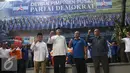 Ki-ka: Irwandi Yusuf, Nova Iriansyah, Suhardi Duka dan Kalma Katta ketika menghadiri acara deklarasi dan penandatanganan pakta integritas di Kantor DPP Partai Demokrat, Jakarta, Jumat (5/8). (Liputan6.com/Gempur M Surya)
