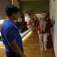 Bagaimana rasanya menjadi orang buta? Semuanya terjawab dengan mengikuti "Blind Adventure". (Fimela.com/Deki Prayoga)