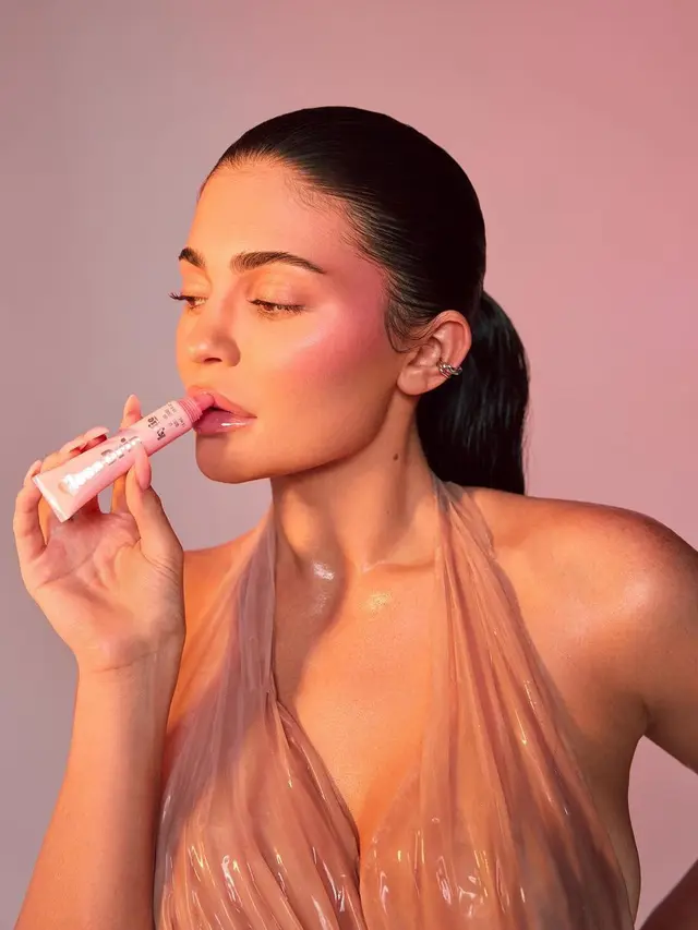 Definisi Wonder Woman! 5 Selebriti Kelas Dunia yang Merambah Bisnis ke Dunia Kecantikan