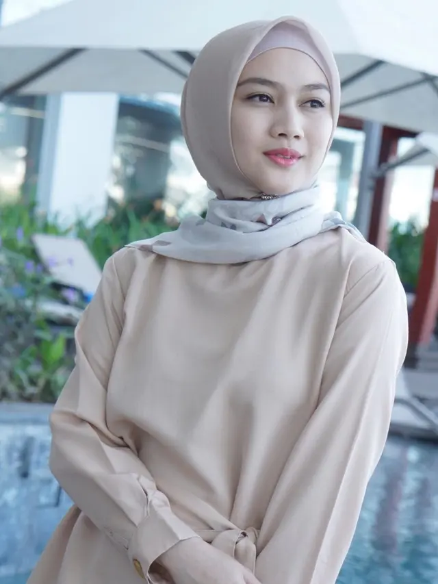 Kreasi Hijab Ala 6 Artis Ini Bisa Jadi Inspirasi Lebaran
