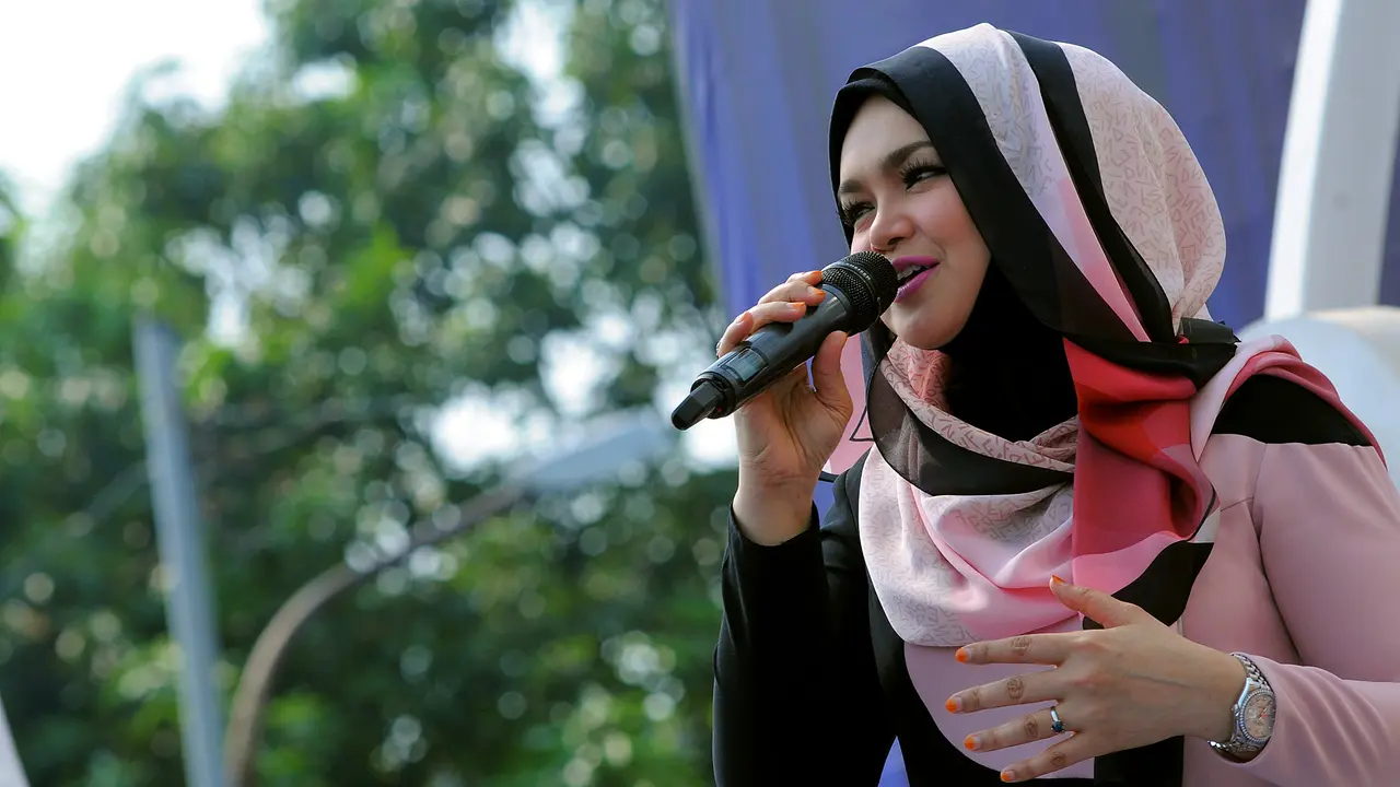 Ada Dua Musisi Indonesia di Album Baru Siti Nurhaliza