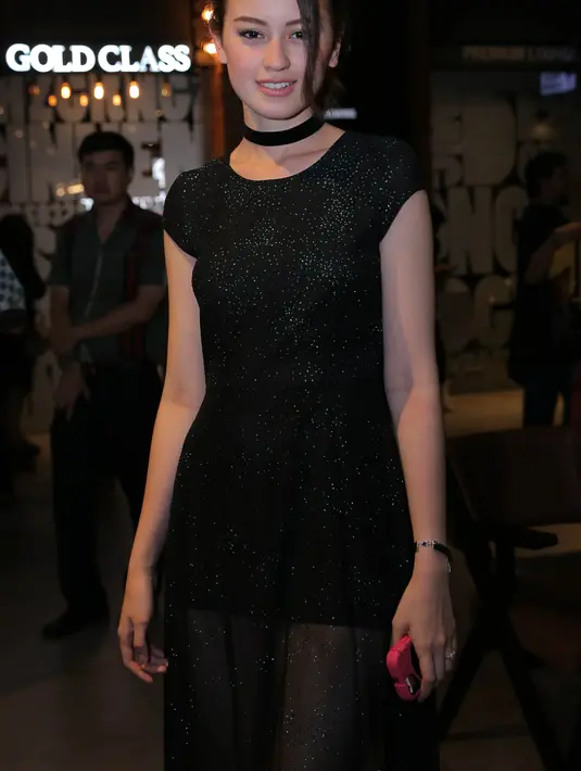 Saat pertama kali datang ke Jepang, Kimberly mengaku senang dan puas dapat melihat pemandangan indah di negri sakura itu. Meski ia tak bisa mengeksplore segala yang ada di Jepang. (Andy Masela/Bintang.com)