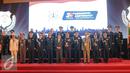 Wakil Presiden Jusuf Kalla bersama Kapolri Badrodin haiti berfoto bersama usai mengikuti acara ASEANAPOl ke-35 di Jakarta, Selasa (4/8/2015). (Liputan6.com/Faizal Fanani)