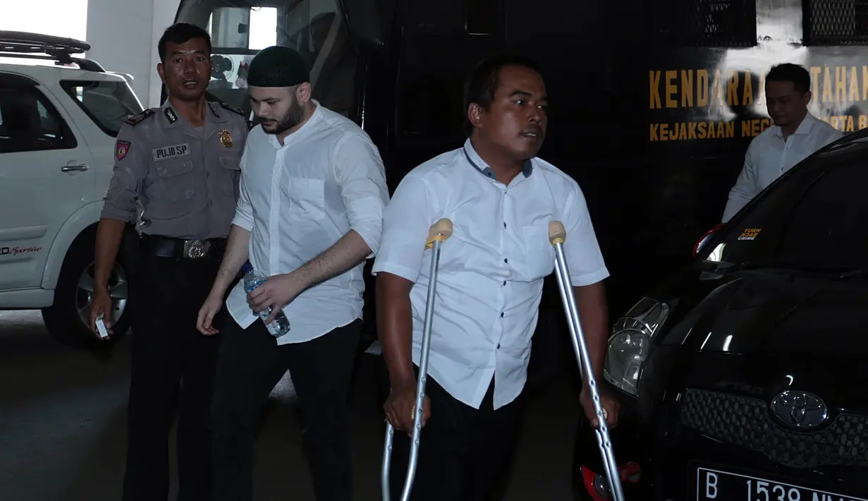 Penyanyi dangdut Ridho Rhoma kembali menjalani sidang di Pengadilan Negeri Jakarta Barat, Selasa (12/9). Pada sidang kali ini, Jaksa Penuntut Umum (JPU) menolak pledoi atau nota pembelaan yang dibacakan pada sidang sebelumnya. (Deki Prayoga/Bintang.com)