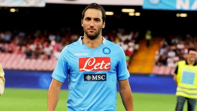 higuain-131005b.jpg