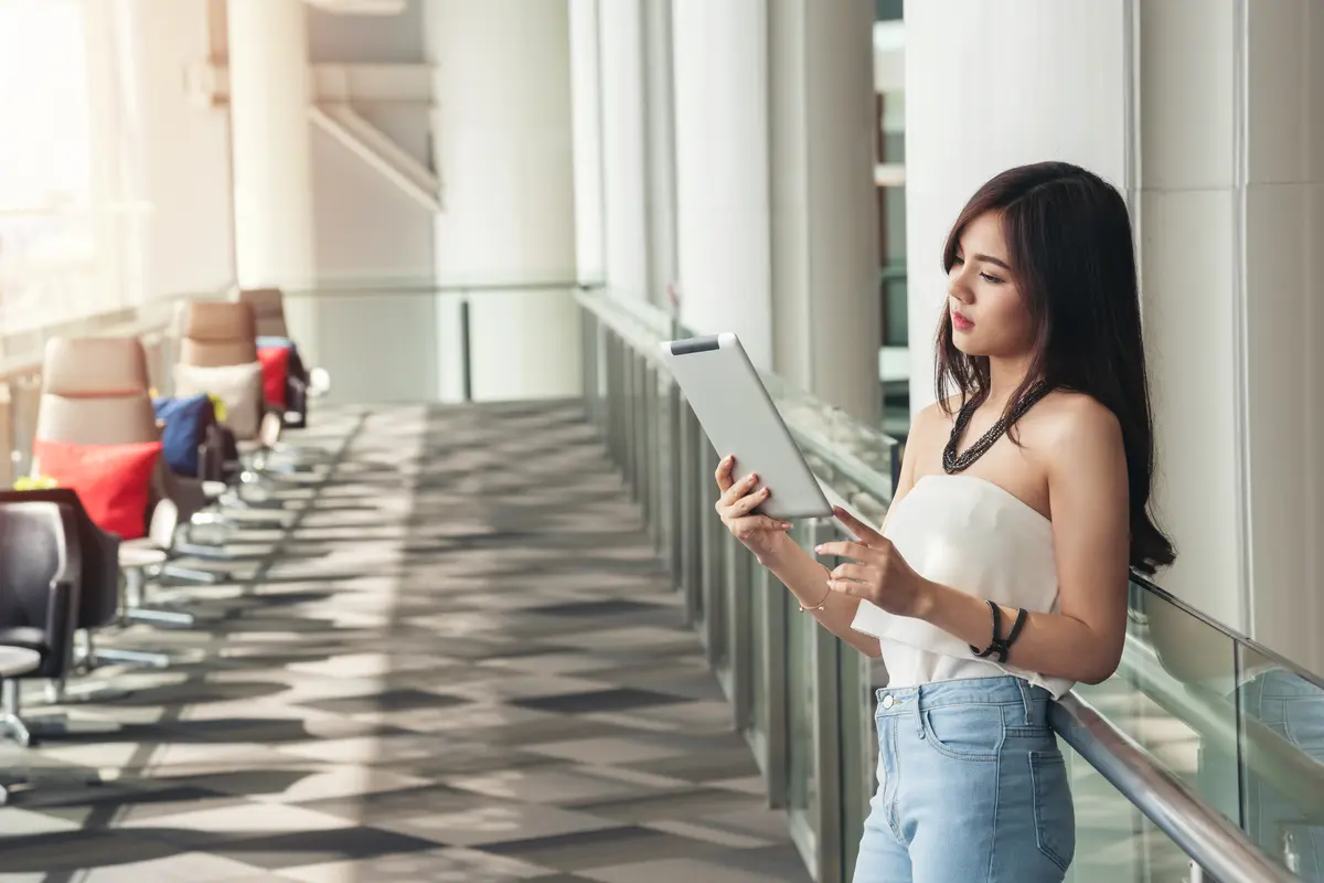 perempuan dan tentang menjadi biasa