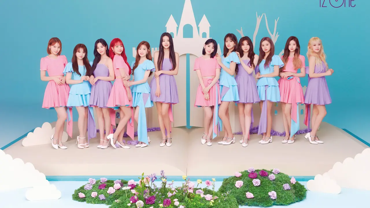 Iz*One (Swing Entertainment via Soompi)