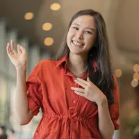 ilustrasi perempuan bahagia/Image by Lifestylememory/Freepik/Shutterstock