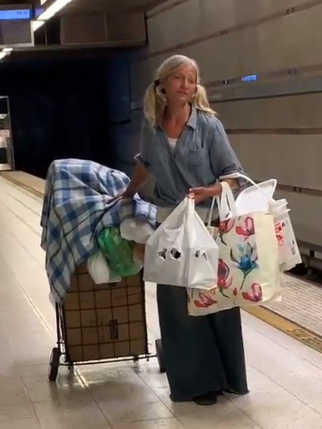 Tunawisma miliki suara emas