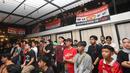 <p>Suasana acara Roaring night Manchester United vs Liverpool di Pitch 98, Kemang, Jakarta Selatan, Minggu (7/4/2024). (Bola.com/M Iqbal Ichsan)</p>