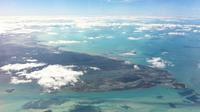 Gelombang besar di Segitiga Bermuda bisa mematahkan sebuah kapal menjadi dua, kata ahli. (iStock)