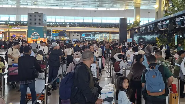 InJourney Airports mencatatkan utilisasi slot time bandara yang lebih optimal hingga 82% selama periode Idul Fitri 2026. (Dok Angkasa Pura)