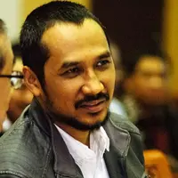 Ketua KPK non-aktif Abraham Samad ditahan oleh Polda Sulawesi Selatan dan Barat (Sulselbar).