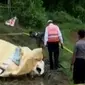 KNKT melakukan investigasi di lokasi jatuhnya pesawat