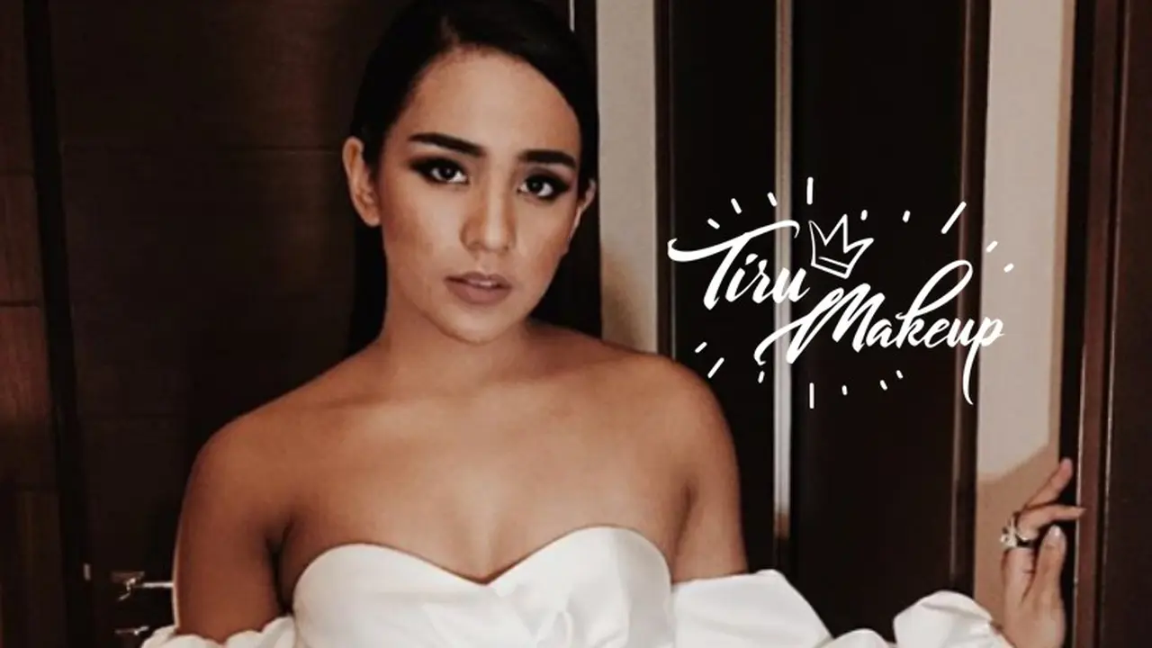 Tiru Makeup: Kulit Sawo Matang Menjadi Lebih Eksotis ala Angel Pieters
