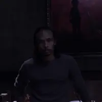 Yayan Ruhian dan Ray Sahetapy bermain di film The Raid. Foto: via filmgumbo.com