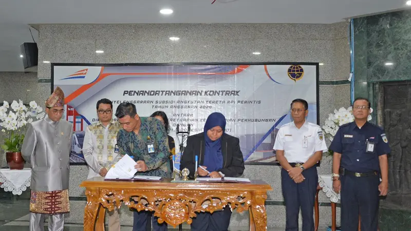 Kemenhub) melakukan penandatanganan kontrak penyelenggaraan subsidi angkutan kereta api perintis dengan PT Kereta Api Indonesia (KAI) untuk tahun anggaran 2020.