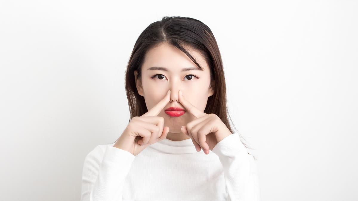 Cara Menghilangkan Bau Badan Yang Persisten Meski Sudah Pakai Deodorant