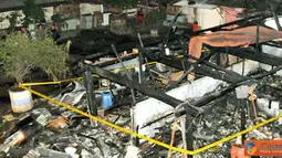 Citizen6, Kapuas: Rumah dan kios Pasar Palingkau terbakar. (Pengirim Hendra)
