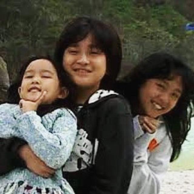 Sering Dikira Pacar, Ini 6 Potret Kakak Adik Bio One dan Nona Berlian "Ronaldowati"