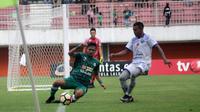 PSPS secara dramatis mengalahkan PSS di Stadion Maguwoharjo, Sleman, Senin (2/10/2017). (Bola.com/Ronald Seger)