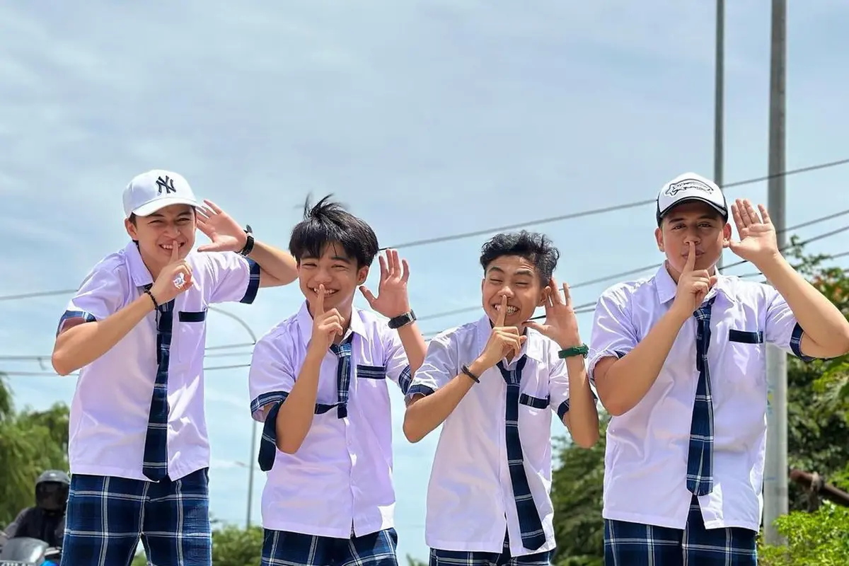 Sinetronnya Viral, Ini 6 Potret Kompak Pemain Magic 5 di Lokasi Syuting