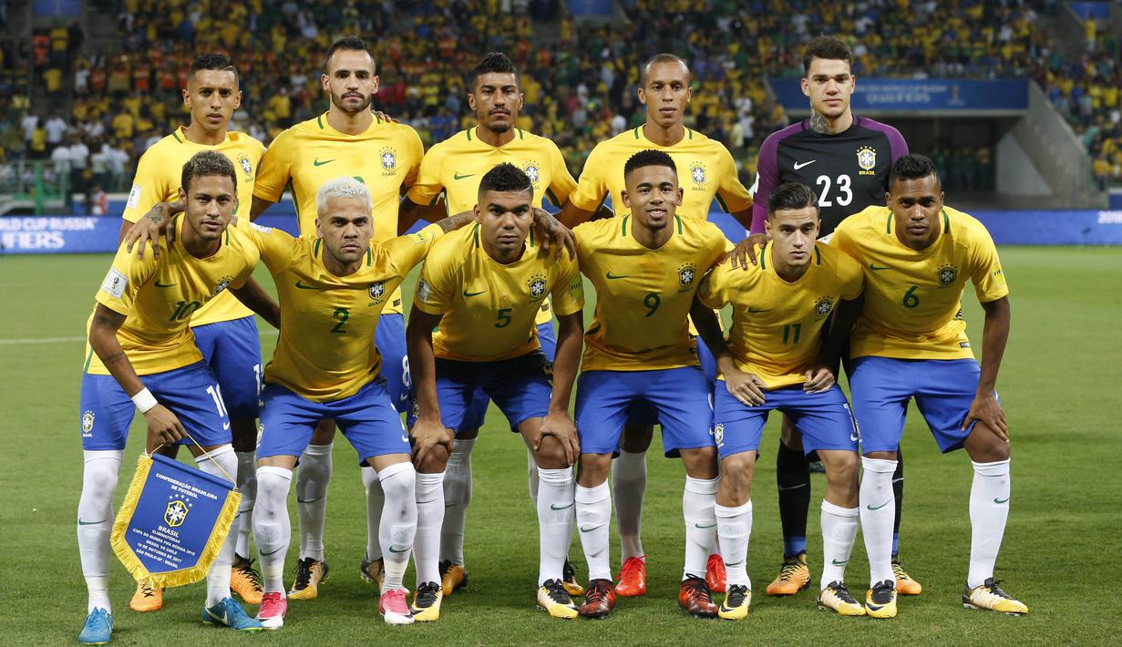 Lolos ke Piala Dunia 2018 sebagai juara grup zona CONMEBOL, Brasil menduduki peringkat kedua pada rangking FIFA dengan meraih 1590 poin.  (AP/Andre Penner)