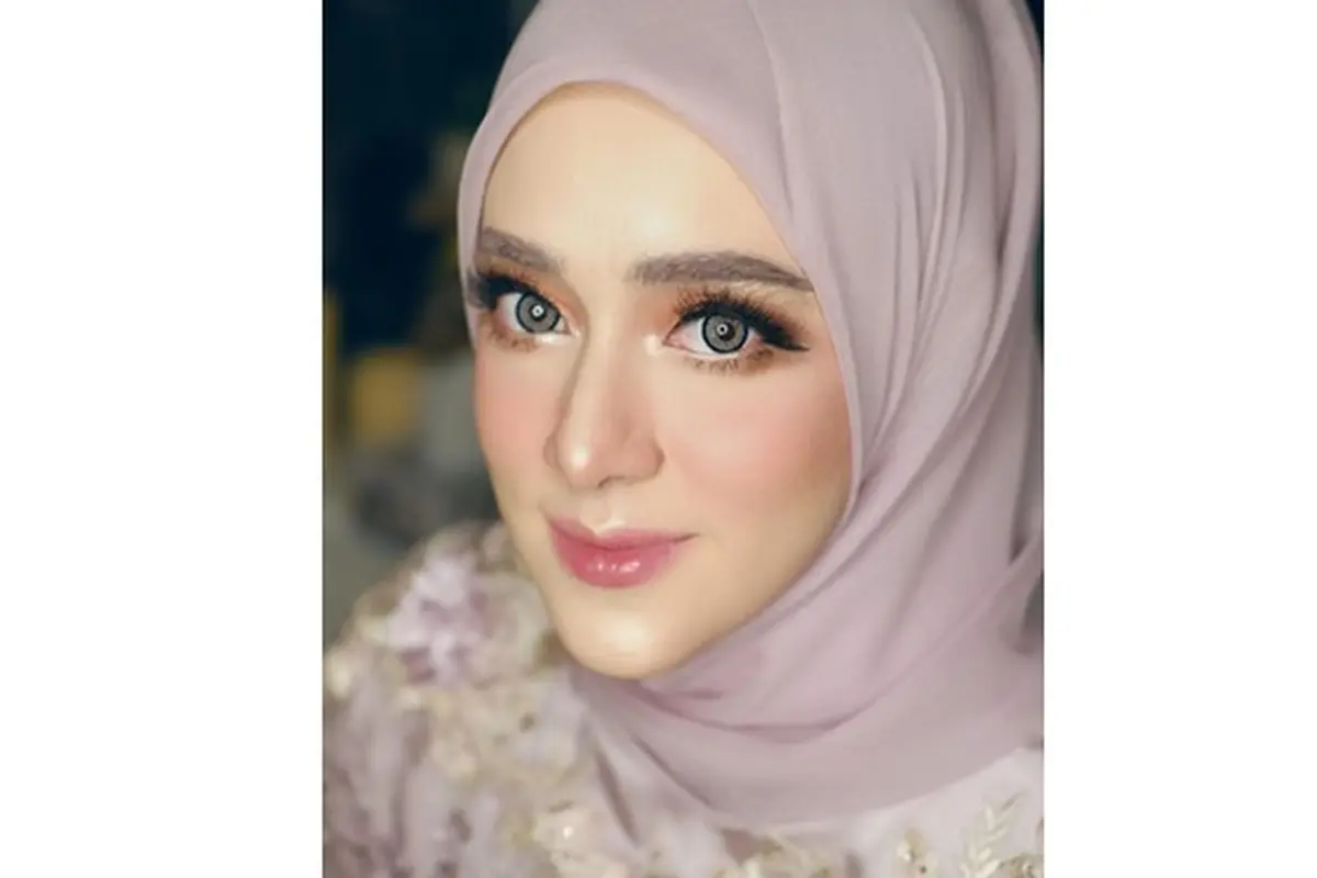 6 Potret Terbaru Fairuz A Rafiq yang Makin Tirus, Disebut Mirip Boneka Barbie