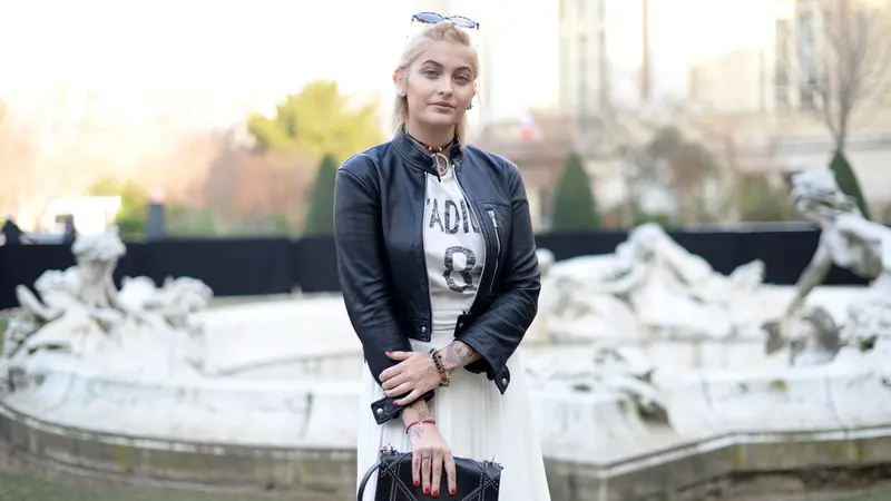 Intip Gaya Paris Jackson di Ajang Paris Fashion Week