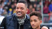 Jaden Smith Mesra dengan Adik Kim Kardashian di HUT AS