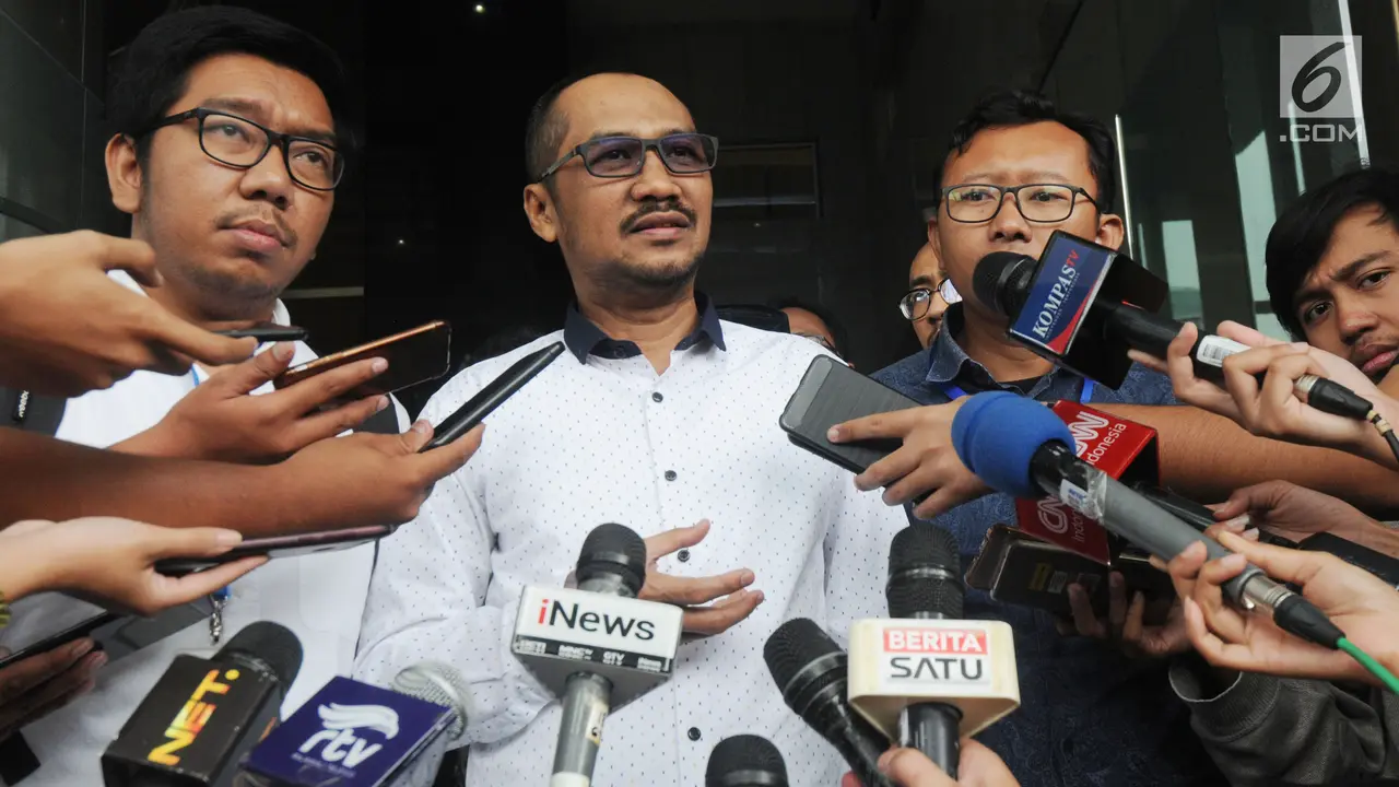 Abraham Samad Temui Pimpinan KPK