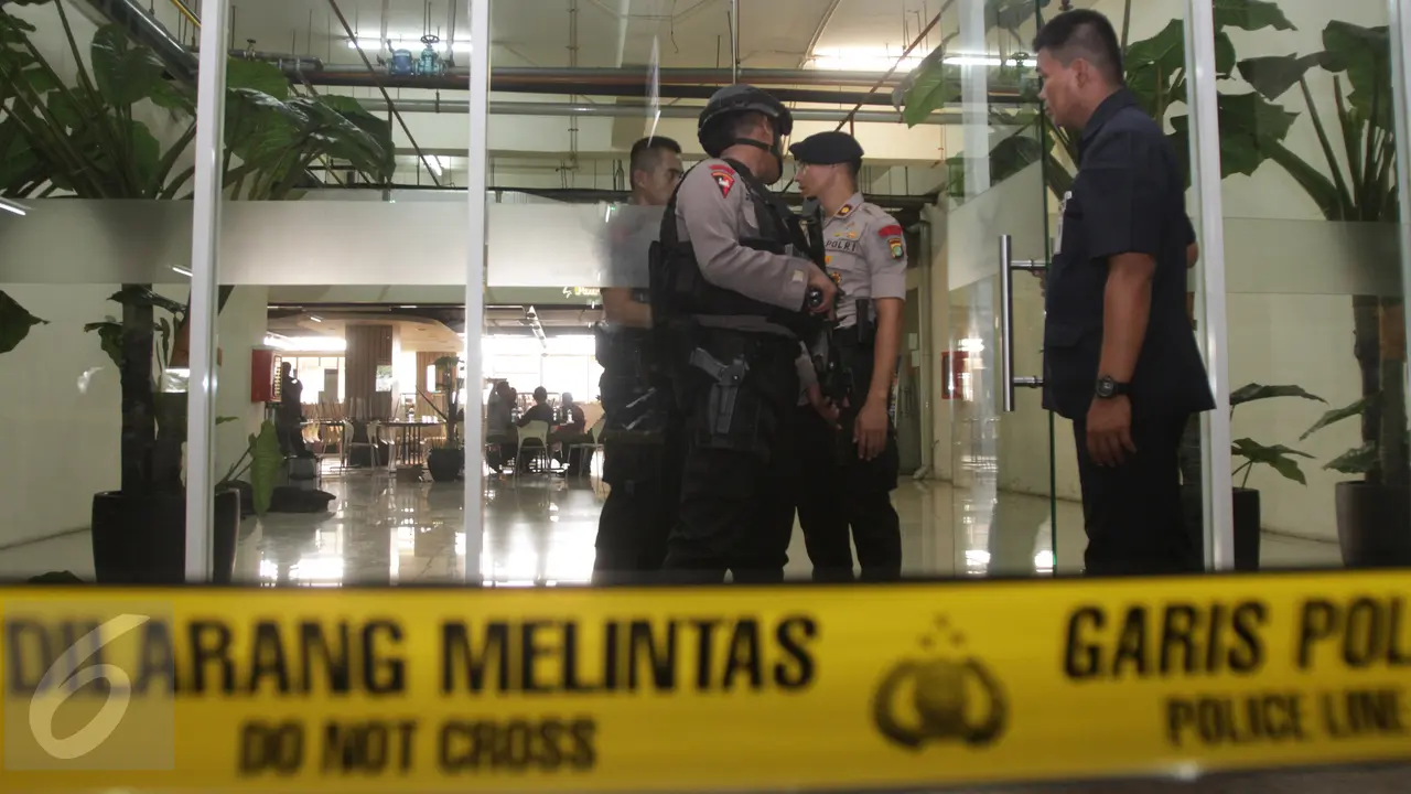 20151028-Begini Suasana Alam Sutera Paska Ledakan di Toilet-Banten