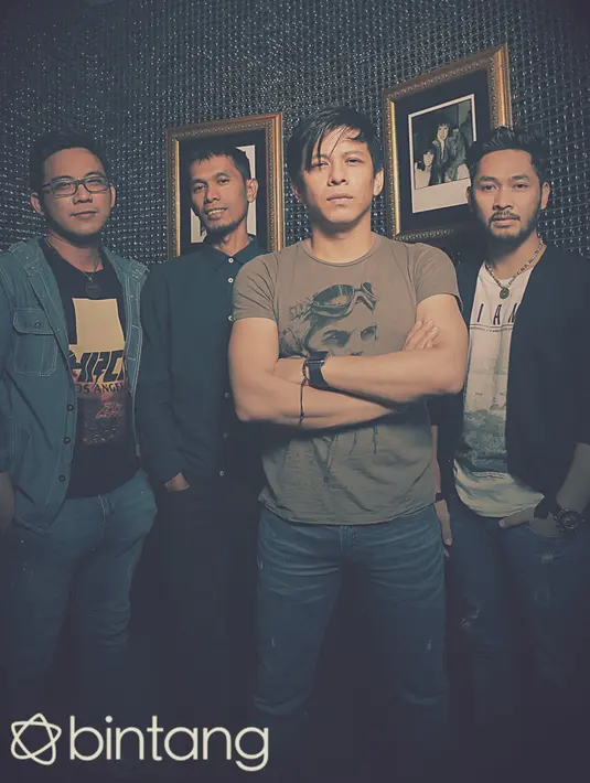 Selama dua minggu berada di Amerika banyak pengalaman seru NOAH. Tak hanya konser, mereka juga memanfaatkan waktu untuk jalan-jalan, meski sempat dikhawatirkan dengan perkiraan cuaca. (Galih W. Satria/Bintang.com)