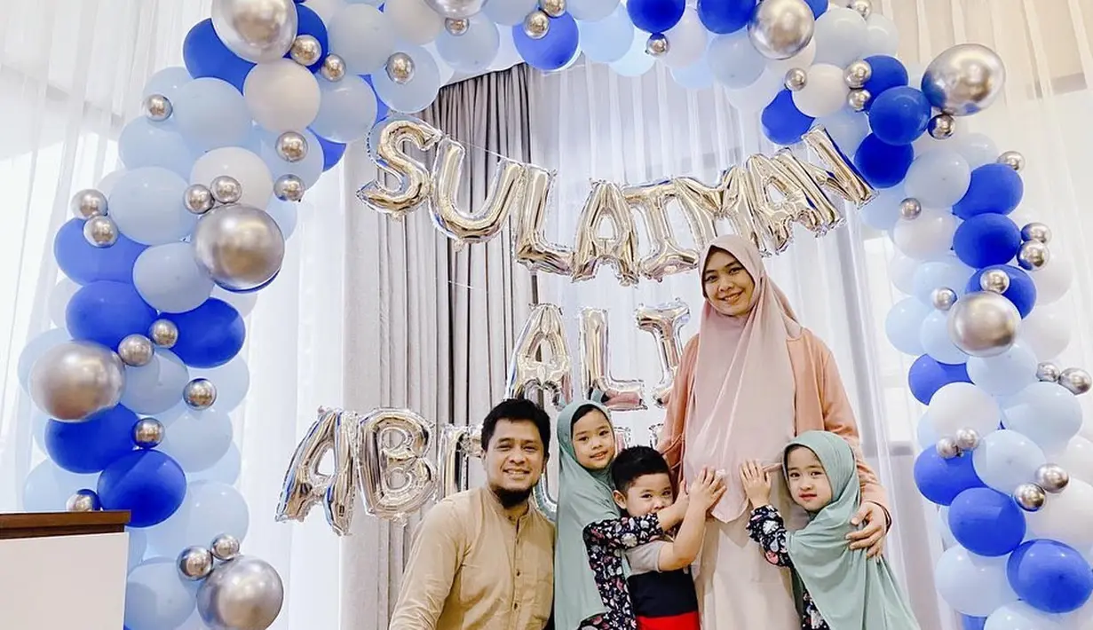 Oki Setiana Dewi (Instagram/okisetianadewi)