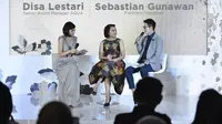 Cerminan Alam Lewat Desain Sebastian Gunawan dalam Botol Kaca