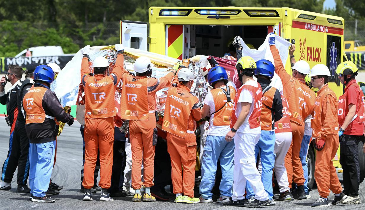 Alex Marquez diketahui mengalami patah tulang selangka. Hal itu diketahui dari pernyataan resmi pada Minggu malam waktu setempat atau pagi waktu Indonesia. (AFP/Daniel Ballarin)