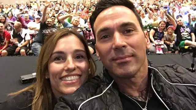 Amy Jo Johnson dan Jason David Frank. (Instagram/ atothedoublej)