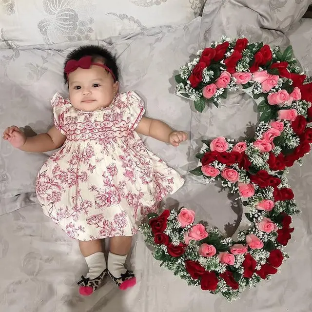 [Fimela] 9 Potret Transformasi Baby Ameena dari Usia 1 Hingga 9 Bulan