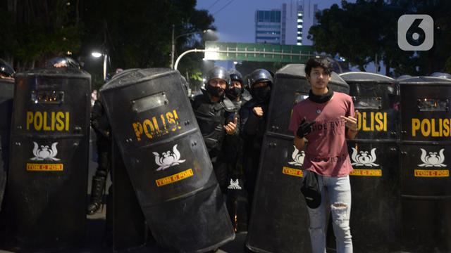 Kabar Baru Pelajar Yang Diduga Bikin Rusuh Demo Ruu Cipta Kerja News Liputan6 Com