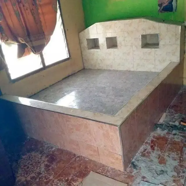 6 Hasil Kerja Kuli Bangunan Buat Ranjang Tempat Tidur Ini Bikin Mandor Meringis