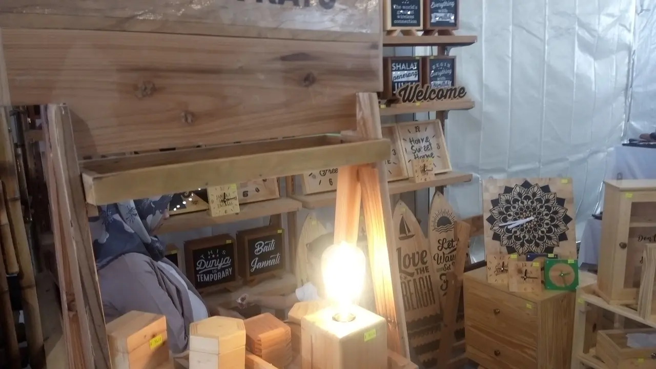 Produk Kayu dari Limbah Peti Kemas Palet